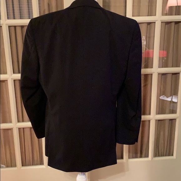 Men’s two piece pinstripe suit - Picture 4 of 10